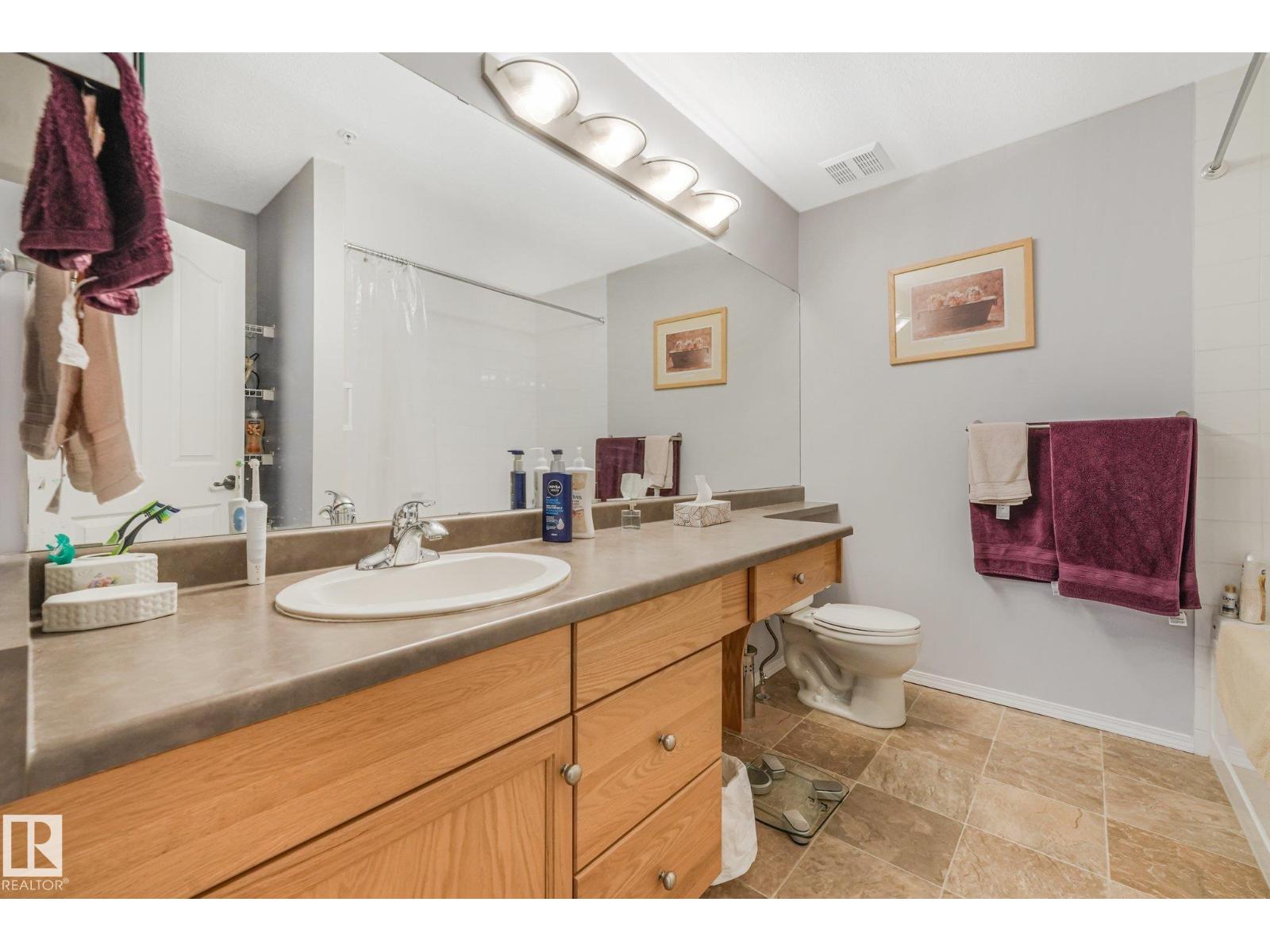 #A 214 78 MCKENNEY AV - 22