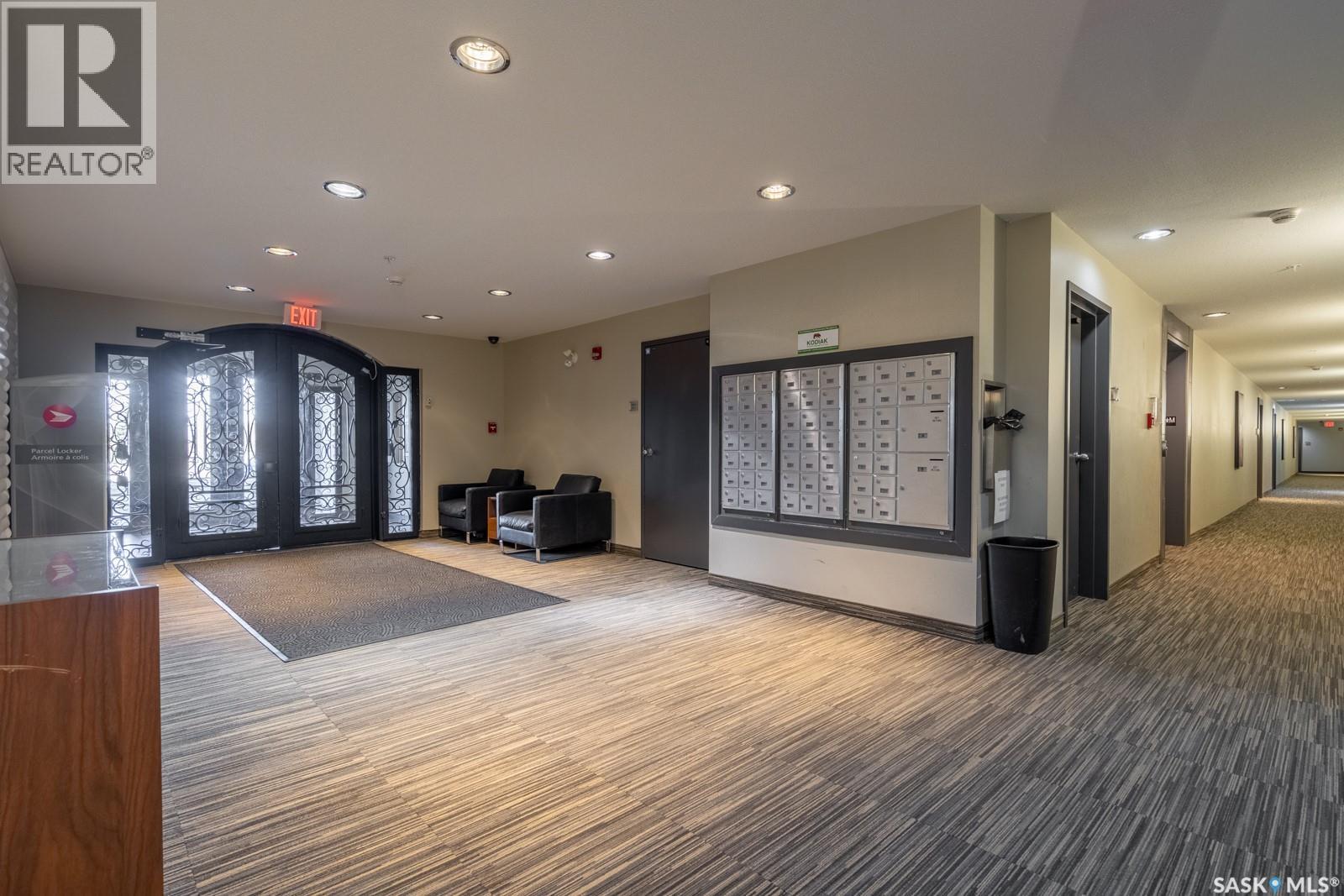 102 1610 Dakota DRIVE, Regina — photo 2