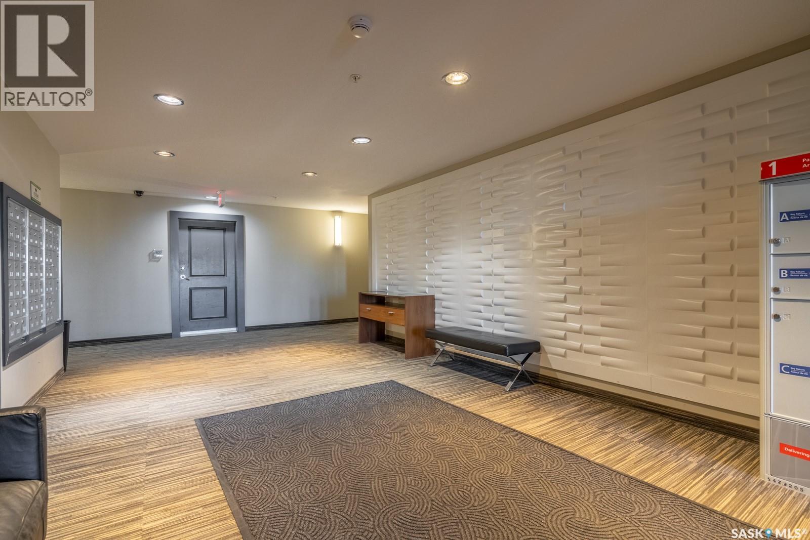 102 1610 Dakota DRIVE, Regina — photo 3