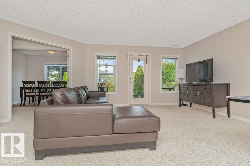 1072 BARNES WY SW - Image 41