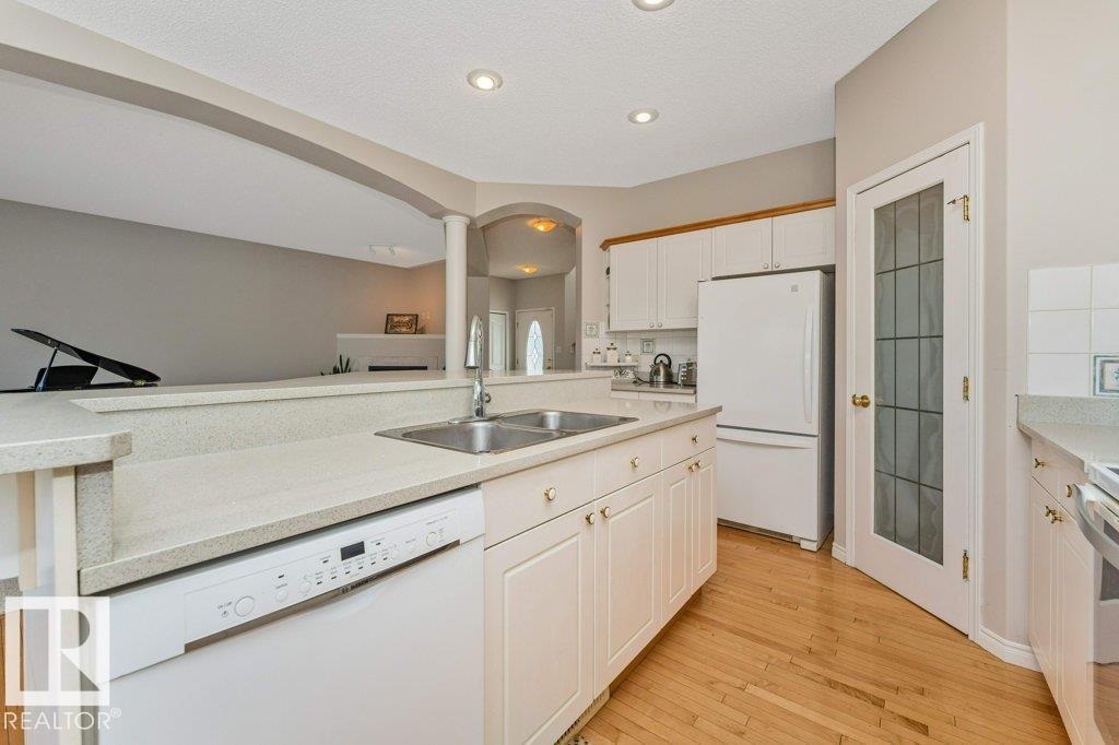 1072 BARNES WY SW - 20