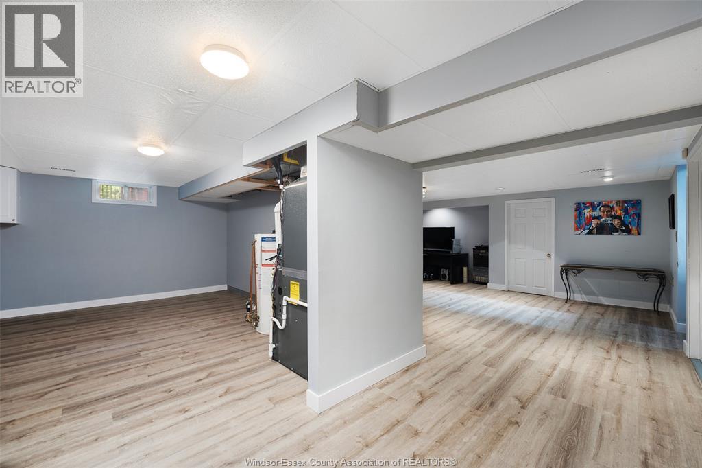 12510 KEITH CRESCENT - 32