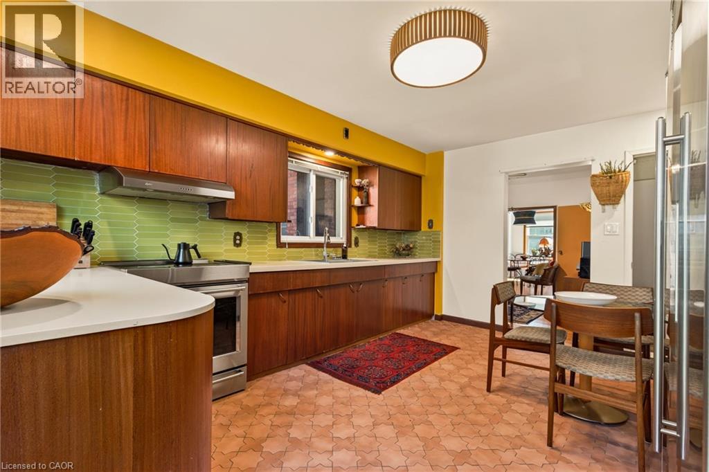 22 SPRING Street - Image 20