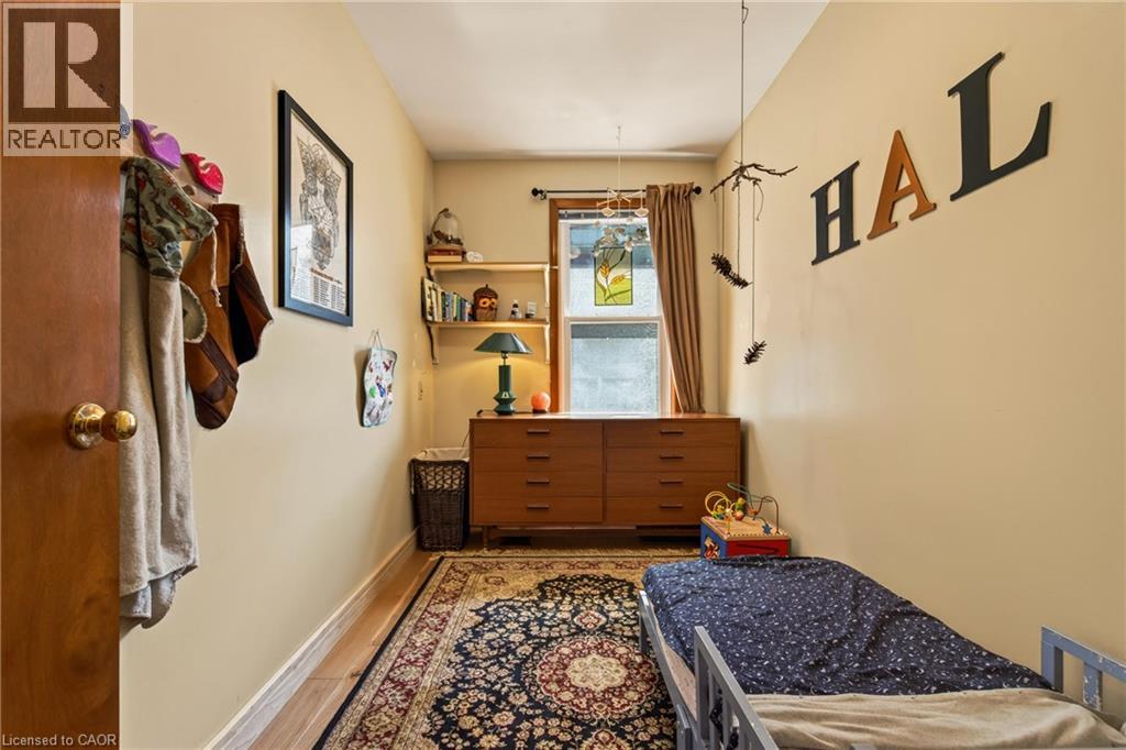 22 SPRING Street - Image 33