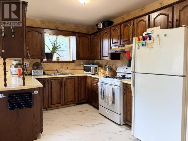 26145 Highway 17 E - 12