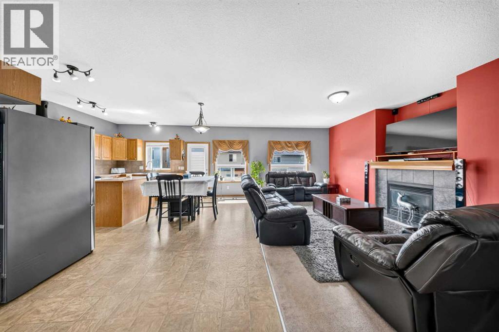154 Saddleland Close NE - 14