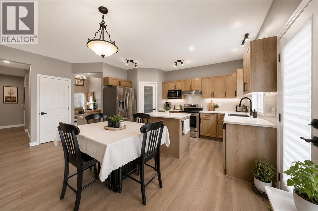 154 Saddleland Close NE - 18