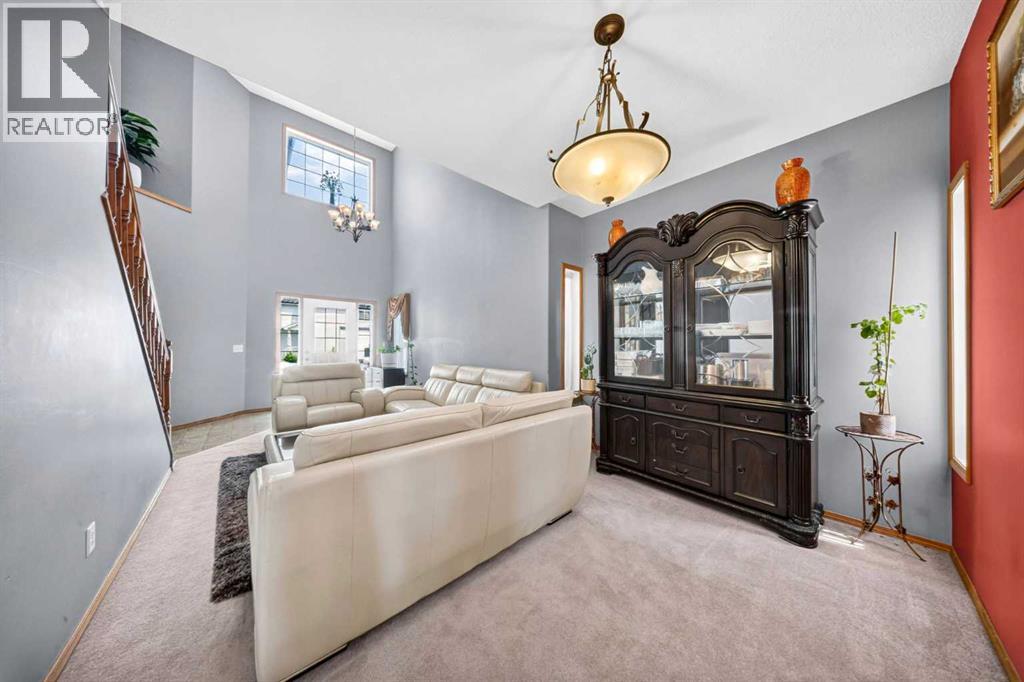 154 Saddleland Close NE - 8