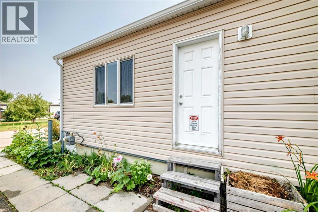 63, 6220 17 Avenue SE - 43