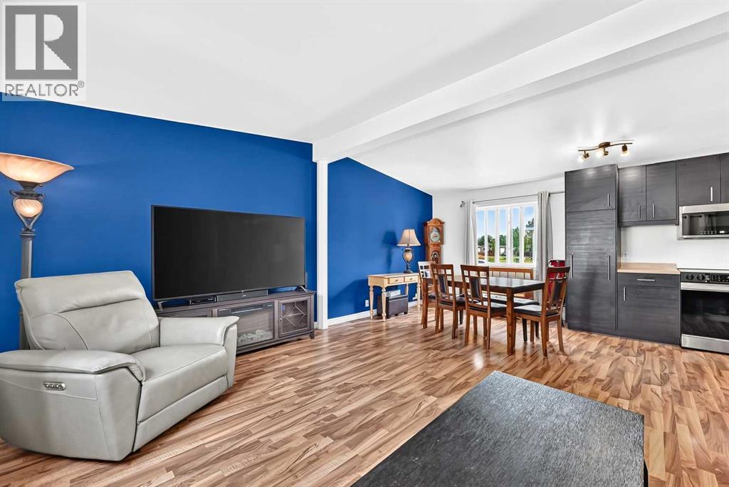 63, 6220 17 Avenue SE - 6