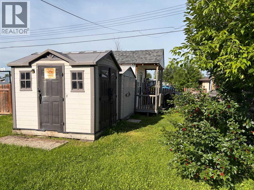 4618 53 Street - Image 15