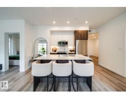 10015 113 St Nw, Edmonton, AB T5K0S8 Photo 23