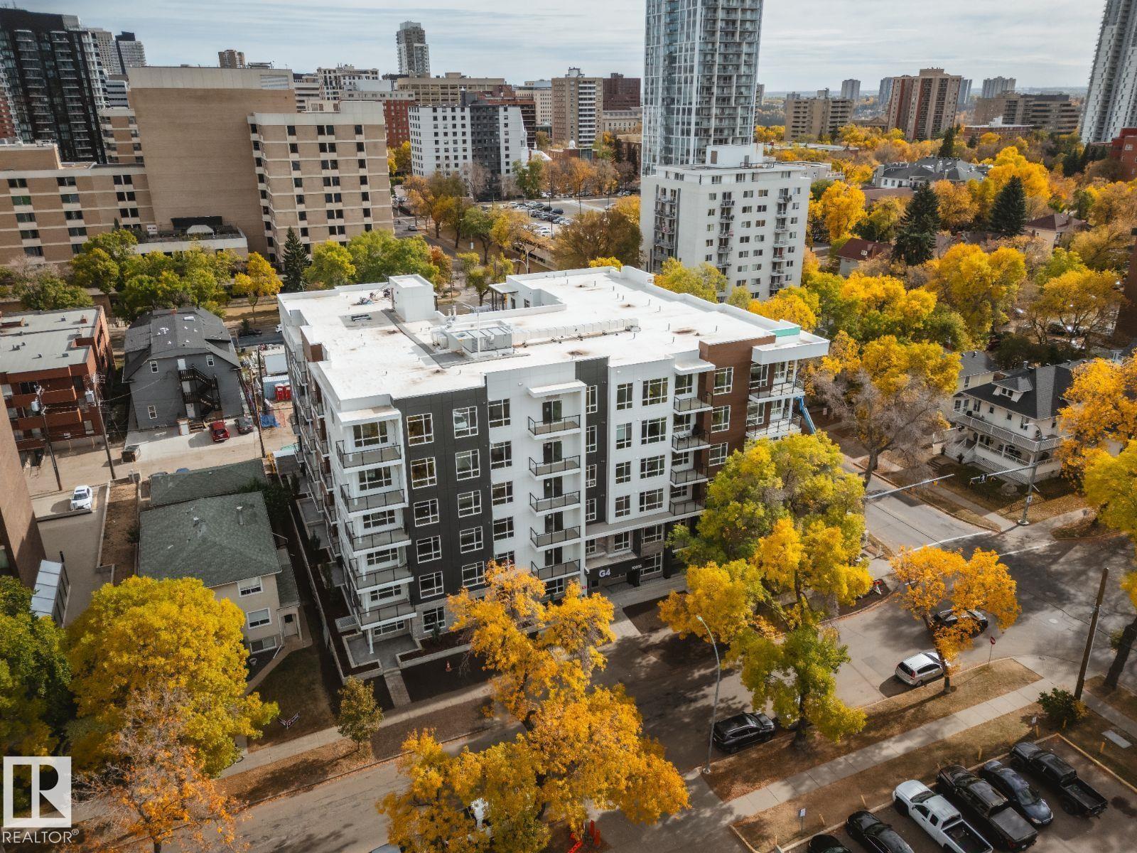 10015 113 ST NW