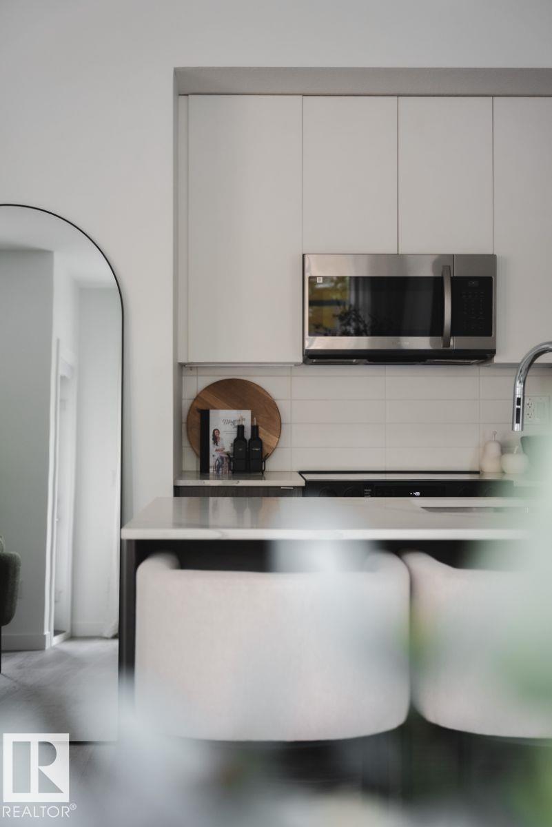 10015 113 Street NW - Photo 49