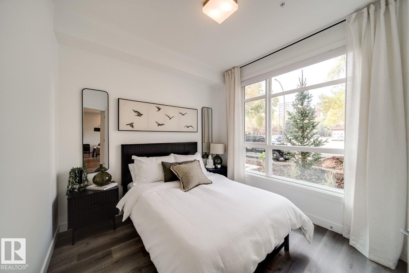 10015 113 Street NW - Photo 35
