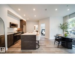10015 113 St Nw, Edmonton, AB T5K0S8 Photo 29