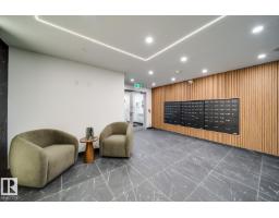 10015 113 St Nw, Edmonton, AB T5K0S8 Photo 68