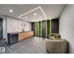 10015 113 St Nw, Edmonton, AB T5K0S8 Photo 70