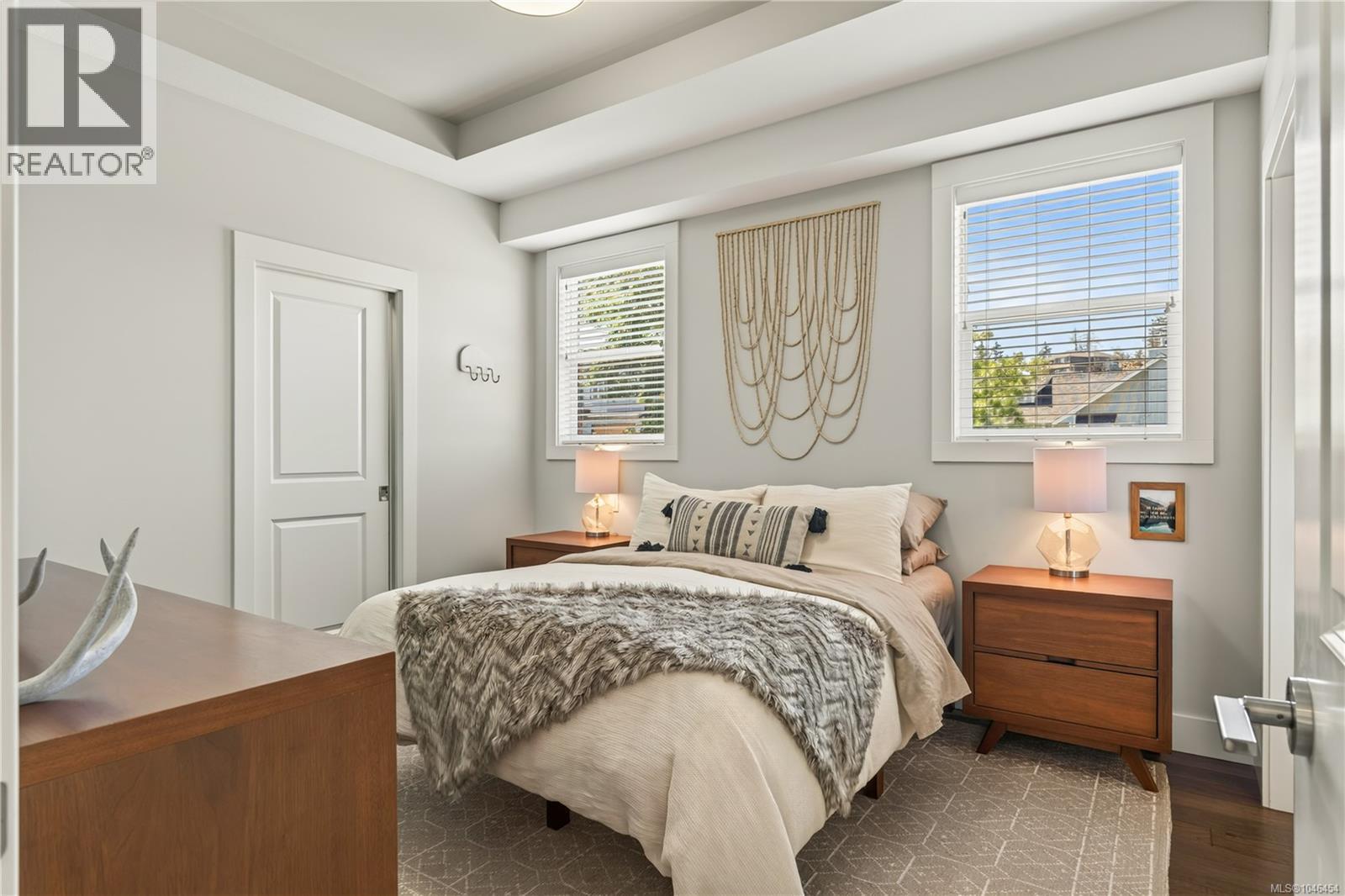 5797 Linyard Rd - 4
