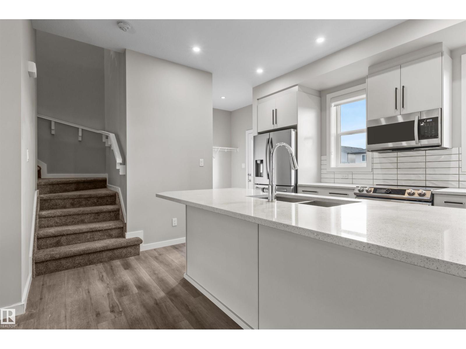 2355 KELLY CIRCLE CI SW - 29