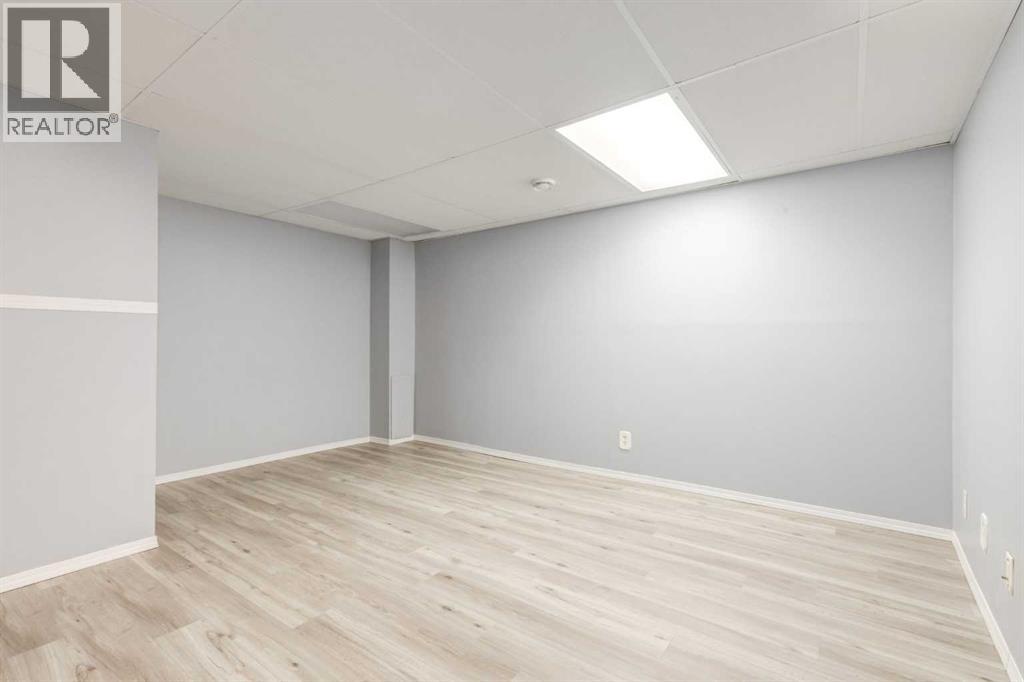 71 Rivervalley Crescent SE - Image 21