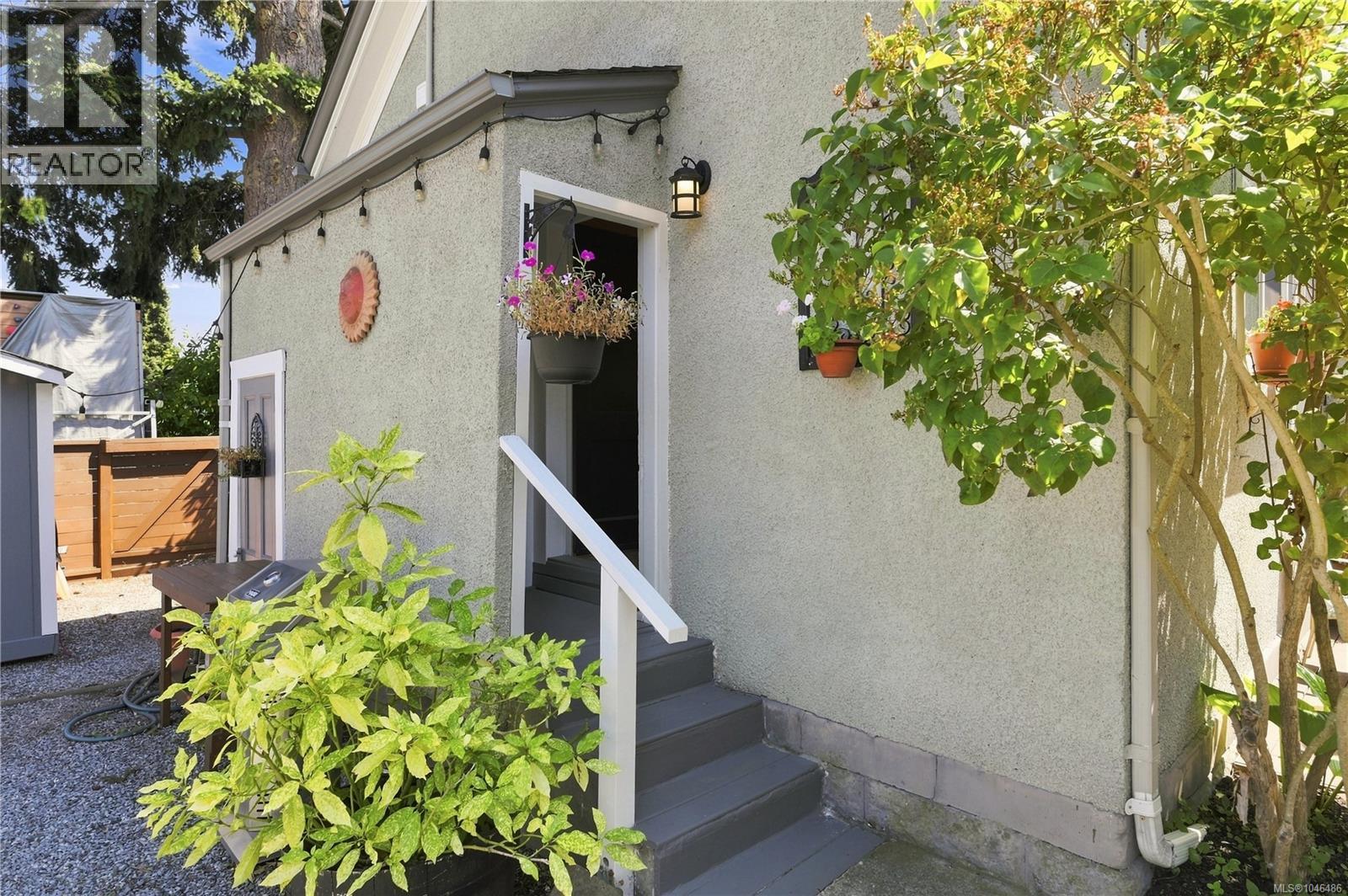 1272 Centre Rd - 42
