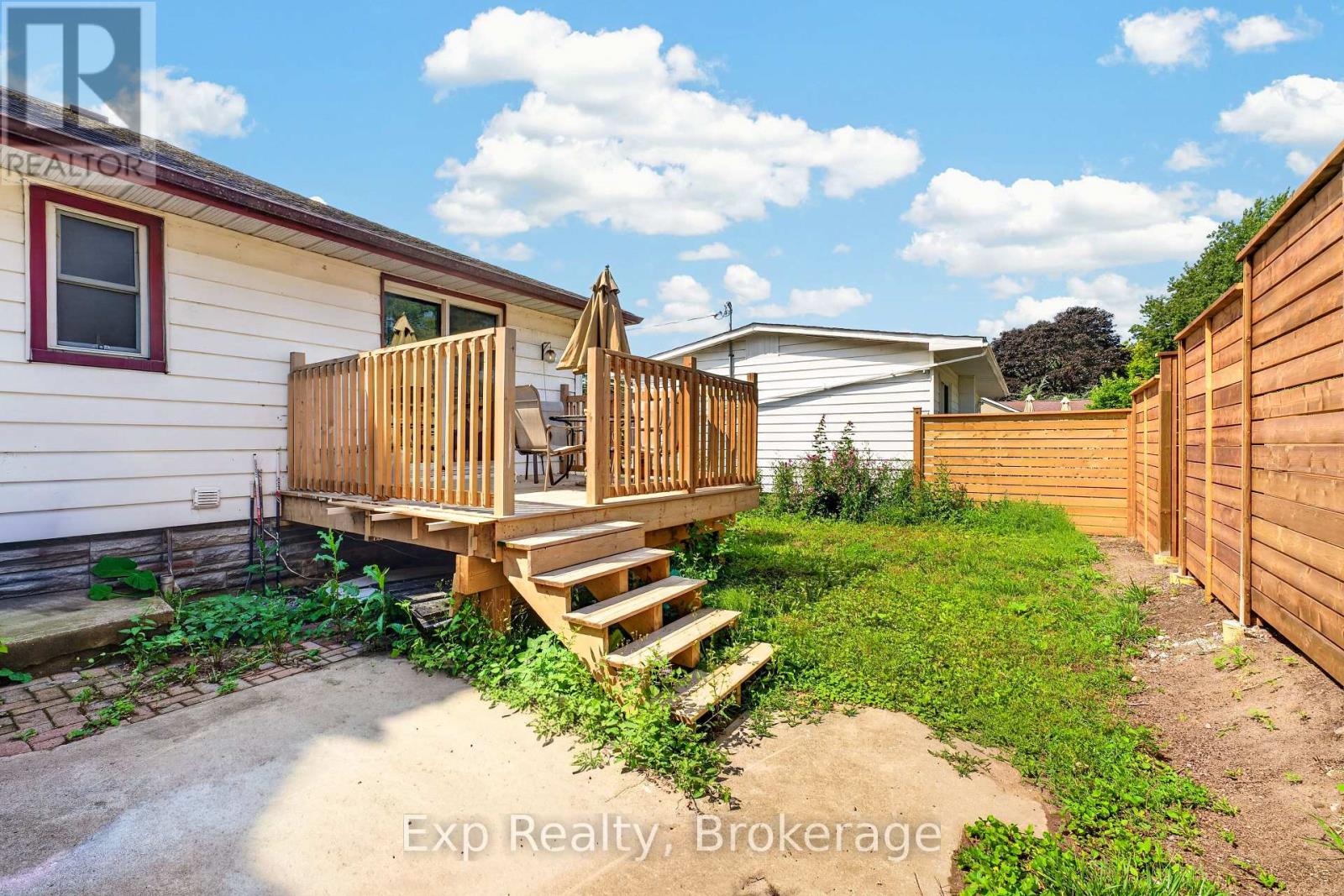 15 REDDEN STREET - 34