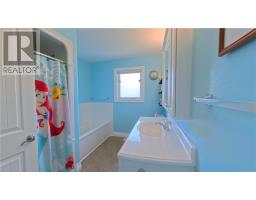 7225 Hwy 542, Mindemoya, ON P0P1S0 Photo 14