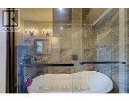 32 1st Lane, Wasaga Beach, ON L9Z2G3 Photo 13