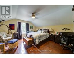32 1st Lane, Wasaga Beach, ON L9Z2G3 Photo 16