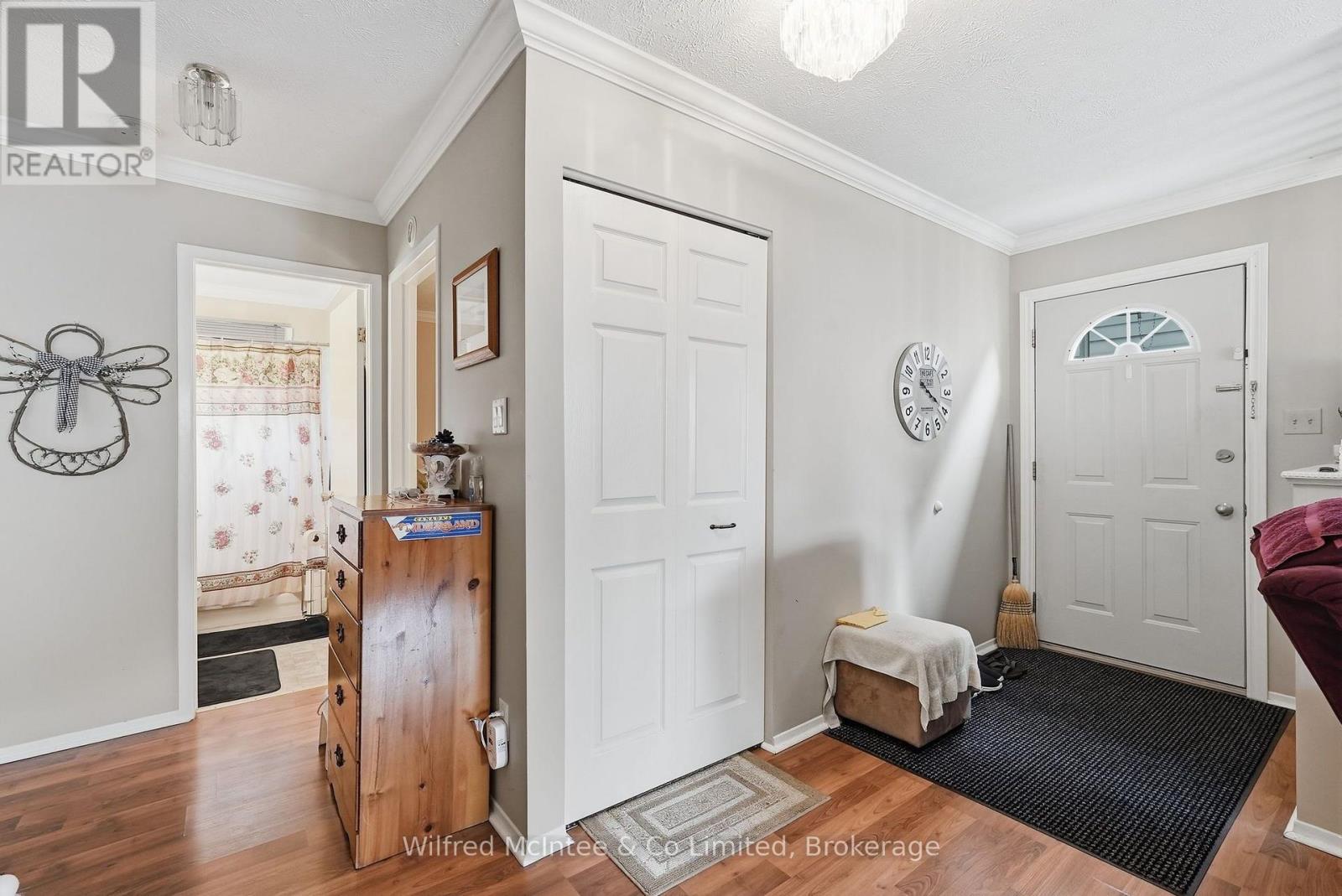 #12 303 WATERLOO STREET - 15