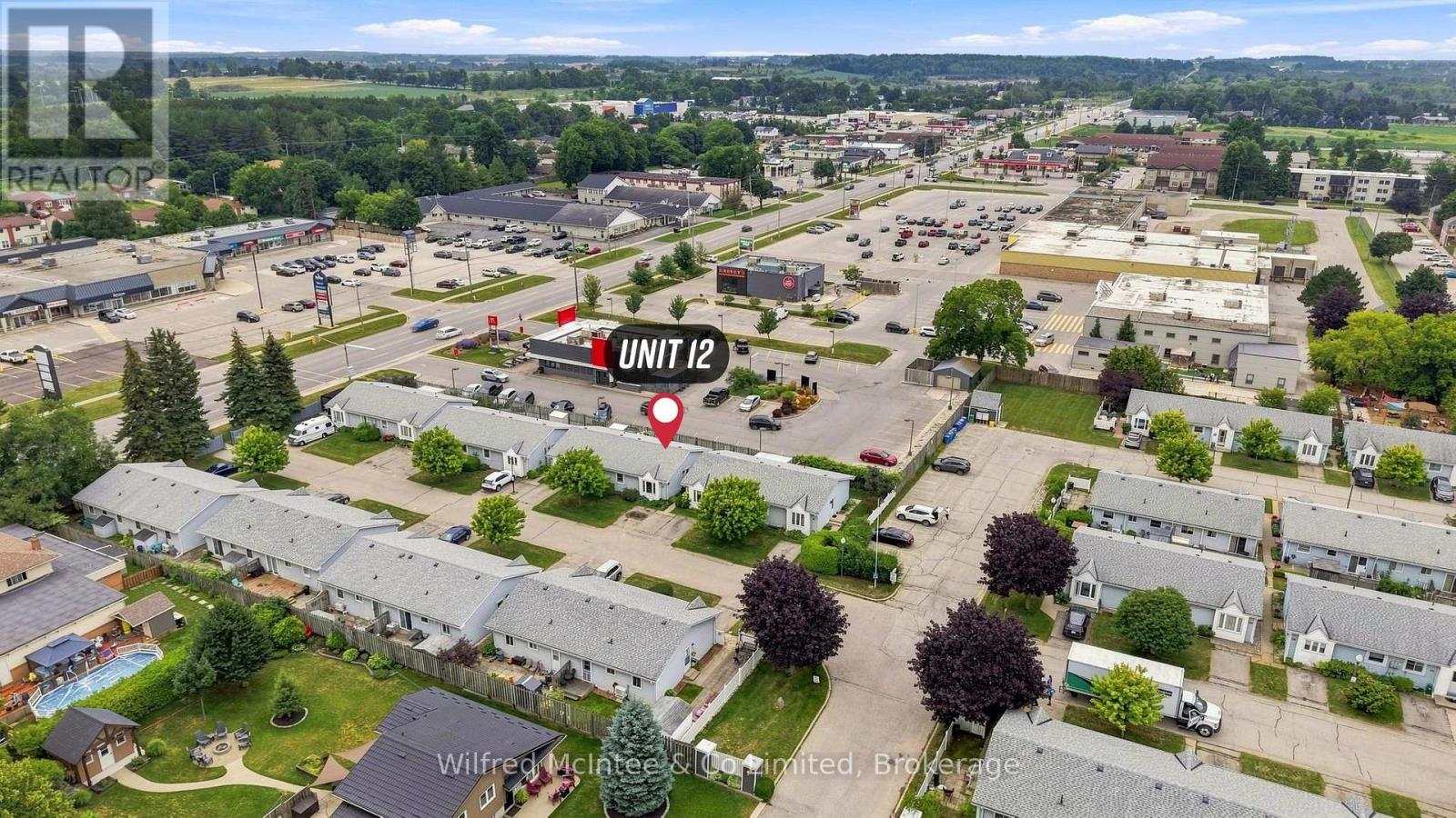 #12 303 WATERLOO STREET - 33