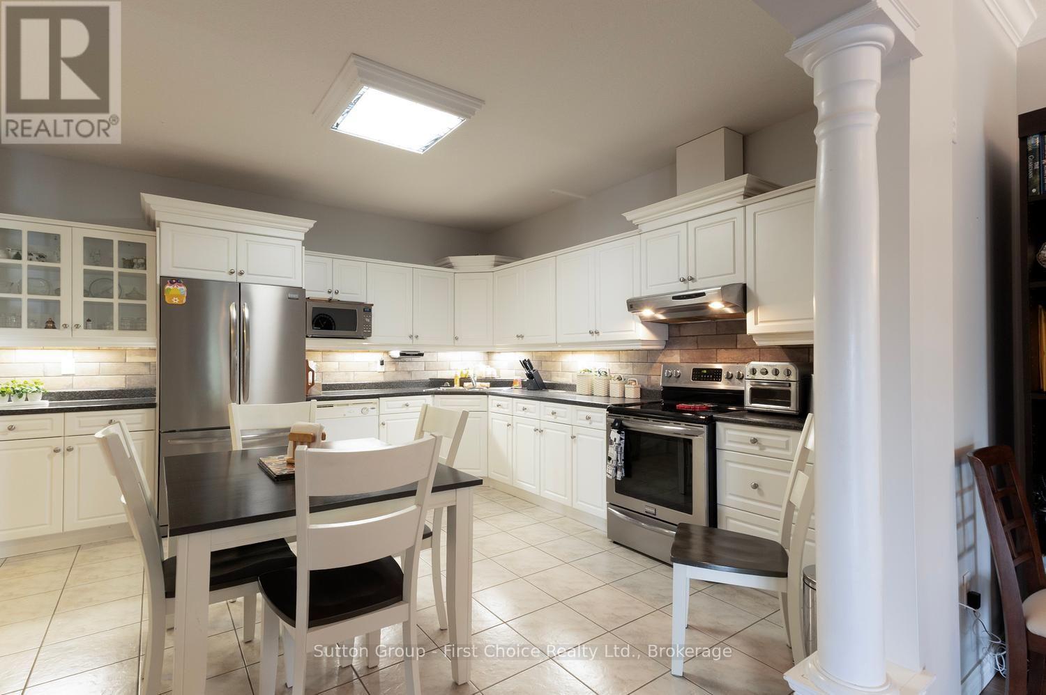 #505 160 ROMEO STREET - Image 12