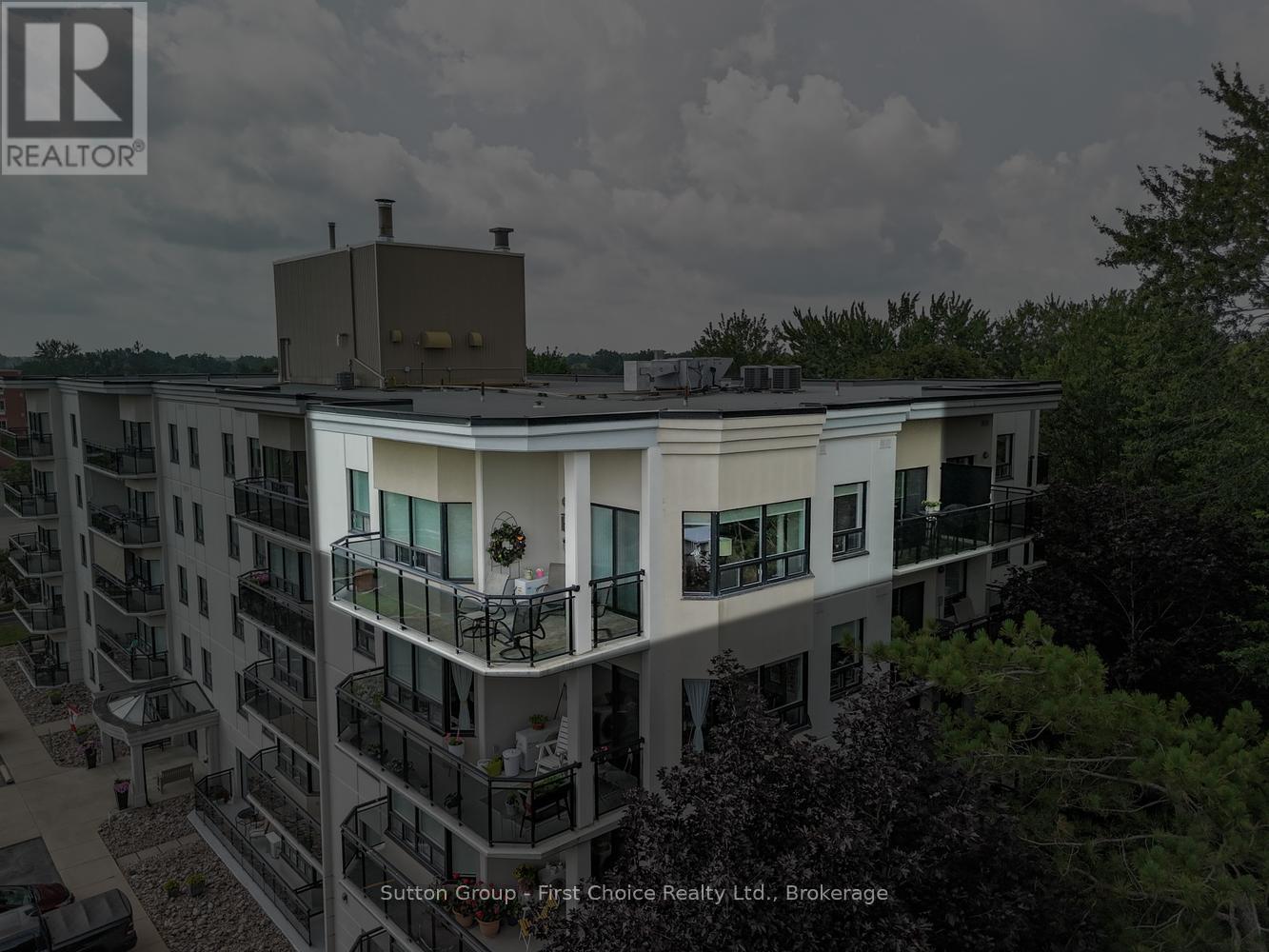 #505 160 ROMEO STREET - 33