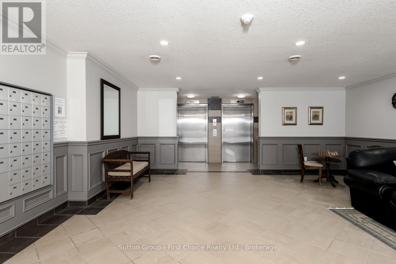 #505 160 ROMEO STREET - 38