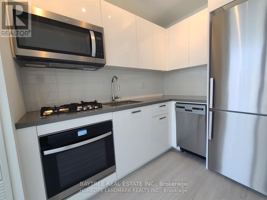 Photo of 195 Mccaul Street