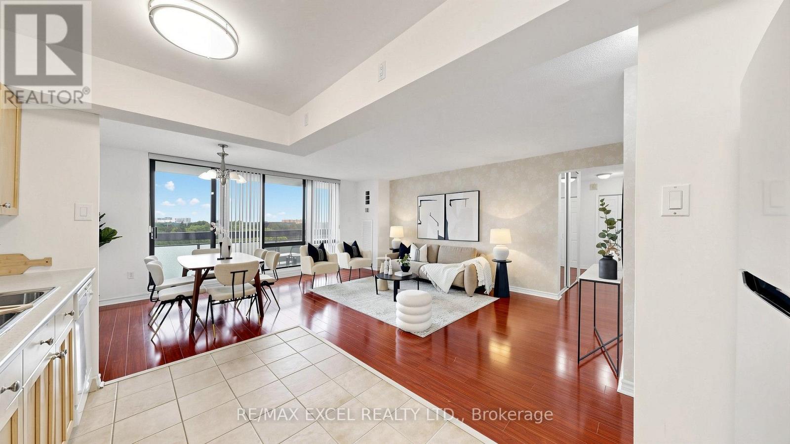 #1011 350 SENECA HILL DRIVE - 18