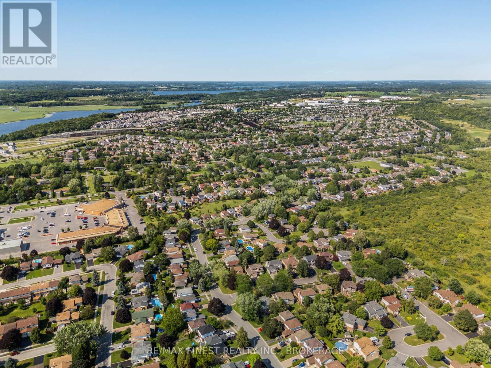 105 GRENADIER DRIVE - Image 45