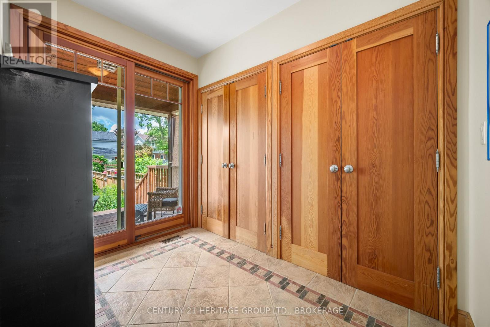 422 COLLEGE STREET - Image 19