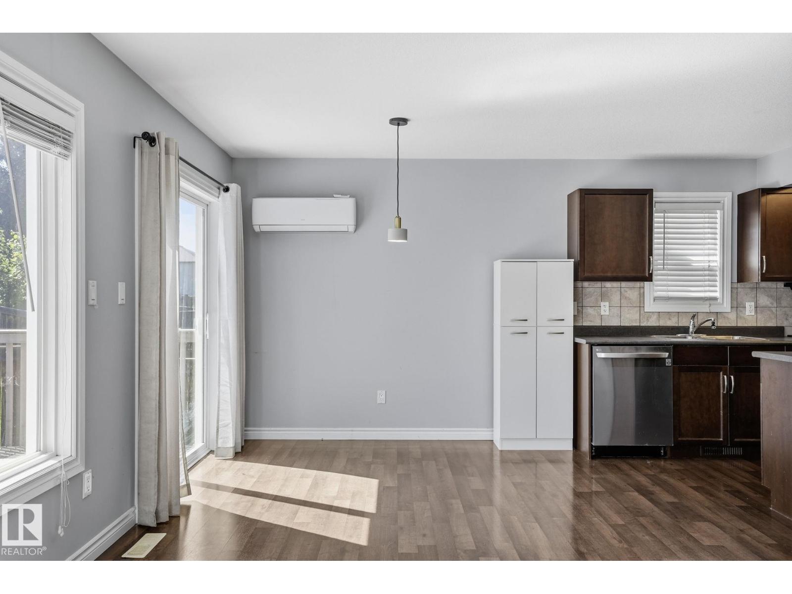 #26 85 SPRUCE VILLAGE DR W - Image 9