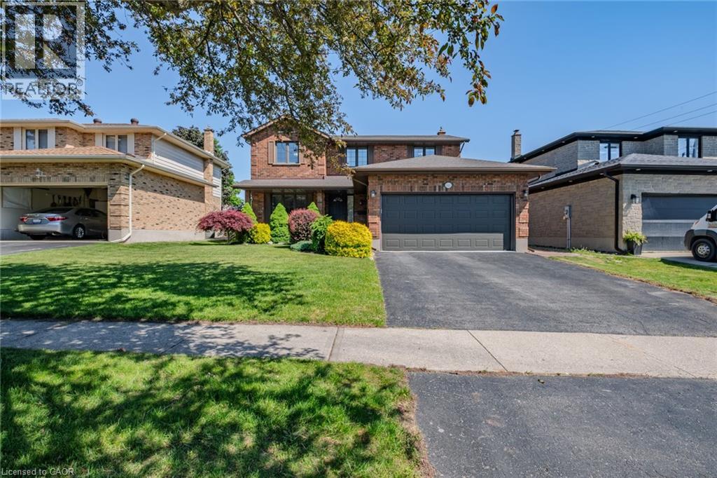 141 LYNNDALE Road