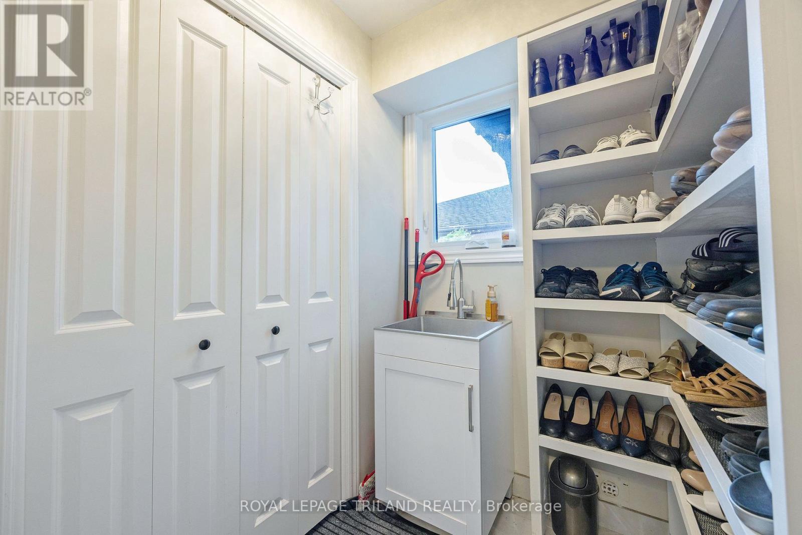 202 PINE VALLEY DRIVE - 17