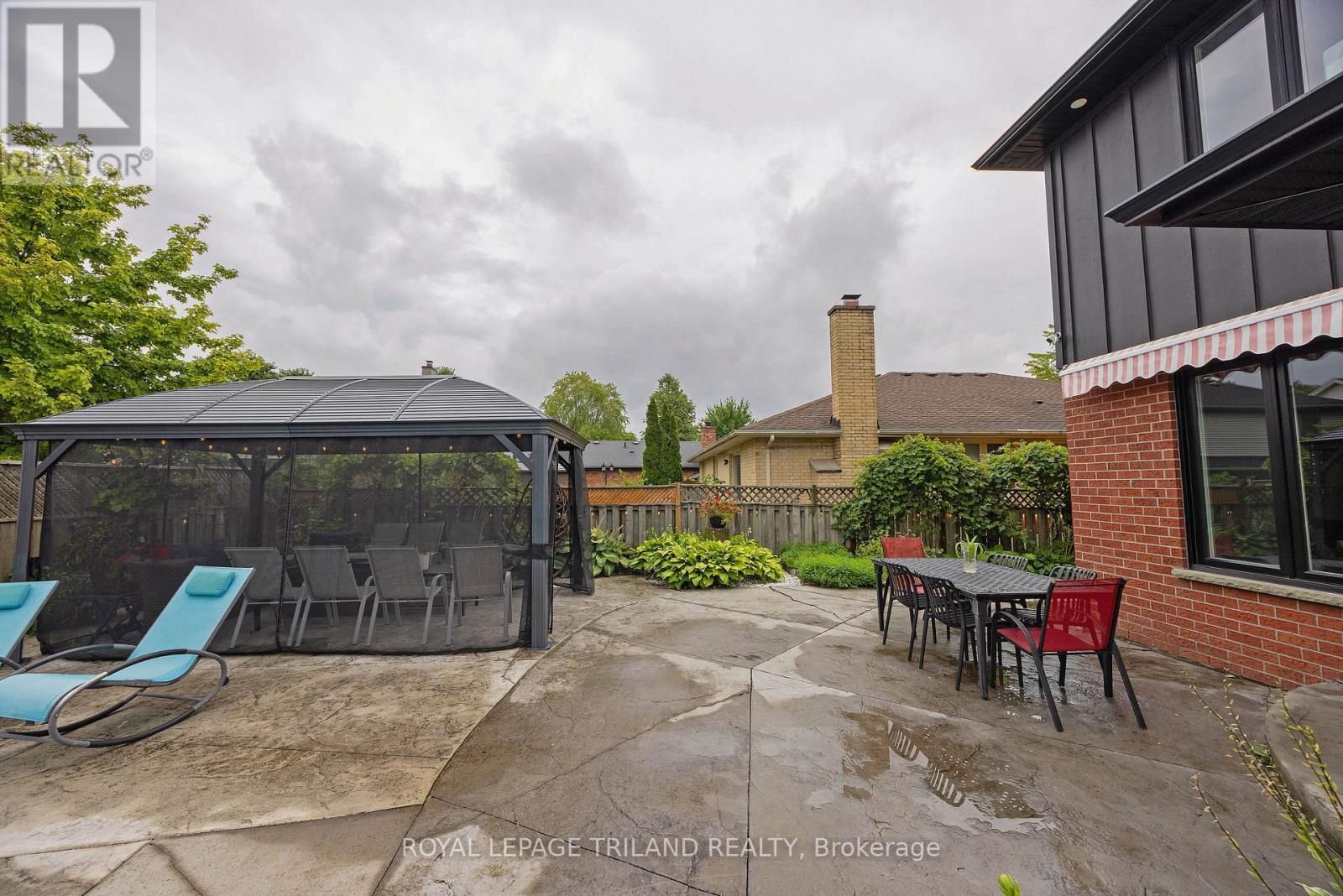 202 PINE VALLEY DRIVE - 41