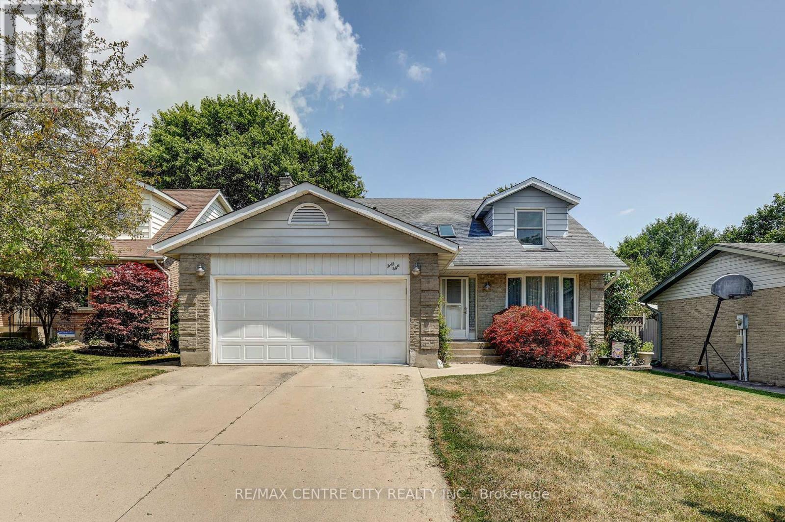 48 CLARENDON CRESCENT - Image 3