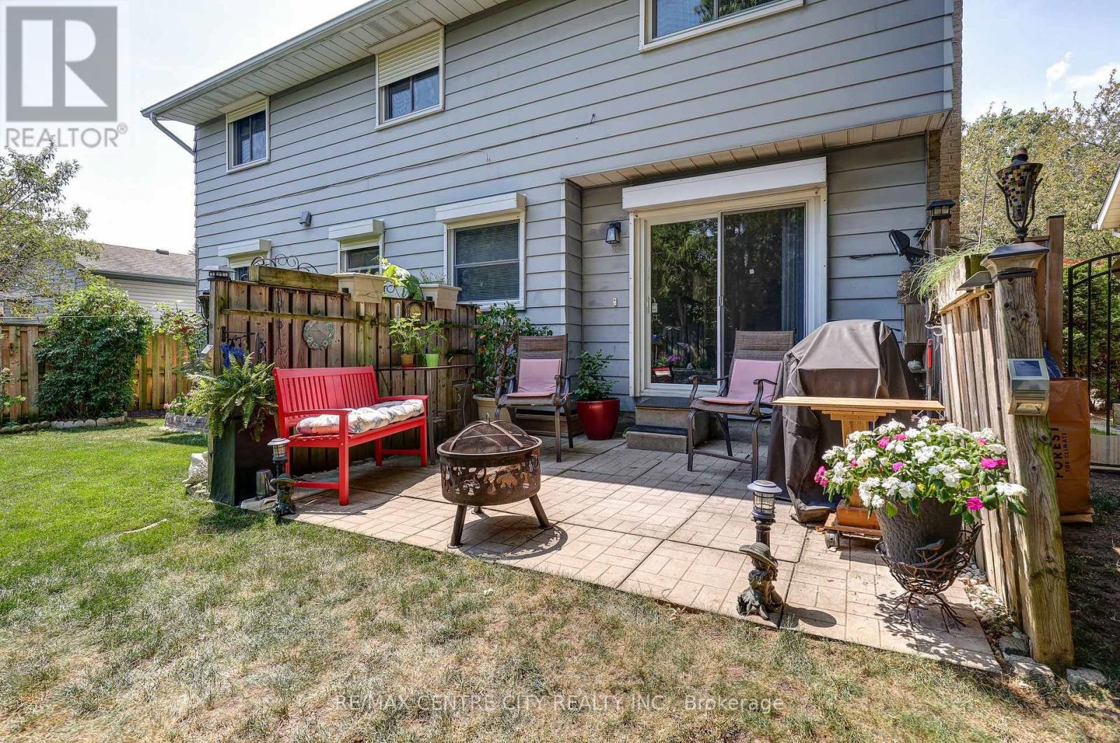 48 CLARENDON CRESCENT - Image 41