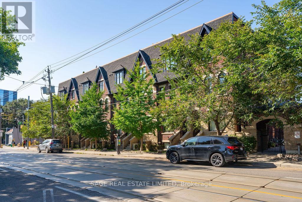 #TH3 150 BROADVIEW AVENUE - 18