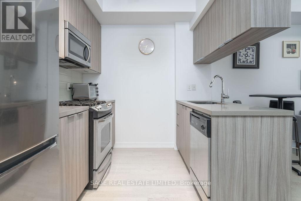 #TH3 150 BROADVIEW AVENUE - 7