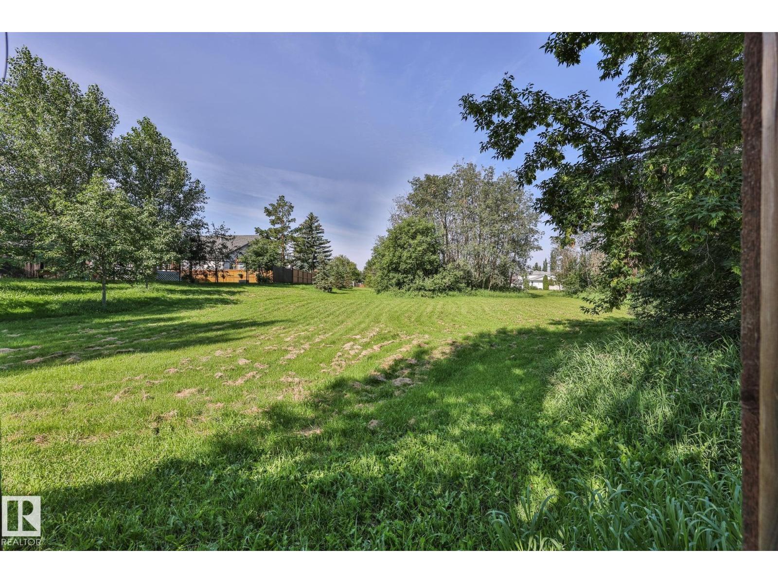 8932 187 Street NW - Photo 45
