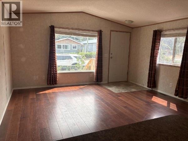 1034 Hillside Avenue, Chase — photo 3