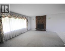 Bedroom - 11136 Parkview Drive, Dawson Creek, BC V1G4A3 Photo 9